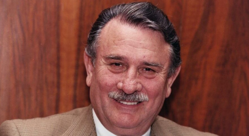 Yıldırım Akbulut hayatını kaybetti