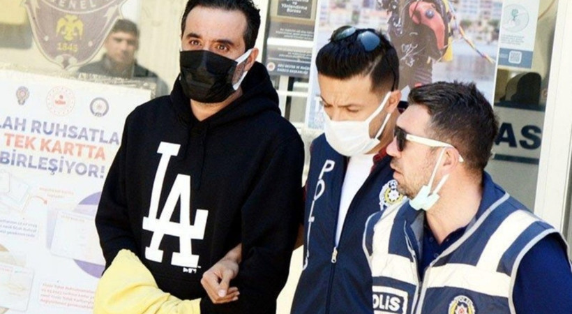 Mustafa Üstündağ'dan olaylar sonrası açıklama: 'Kimsenin şahsına küfür etmedim'