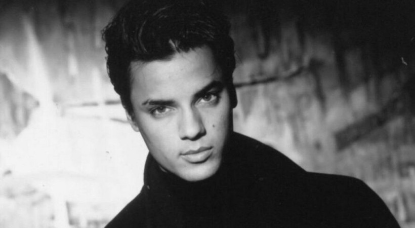 Bir reklamla yıldızı parlamıştı… Ünlü model ve şarkıcı Nick Kamen hayatını kaybetti