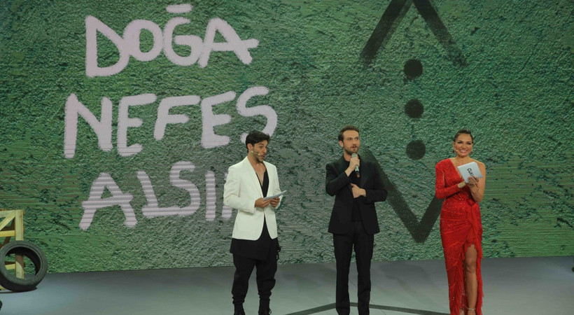 Gala yayınıyla ekranlara veda ediyor! Çukur oyuncuları ve ünlü müzisyenler şarkılarıyla ‘Doğa Nefes Alsın’ diyecekler