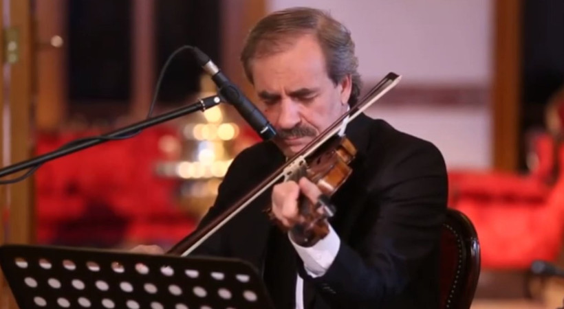 Bülent Ersoy'un TV programını iptal etmesi üzerine keman virtüözü ve orkestra şefi İlyas Tetik'in bunalıma girdiği iddia edildi...