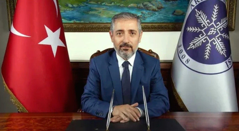 Ardahan Üniversitesi Rektörü Prof. Dr. Mehmet Biber’in rektörlük dışında üniversitede 9 farklı mevkide görev yapıyor...