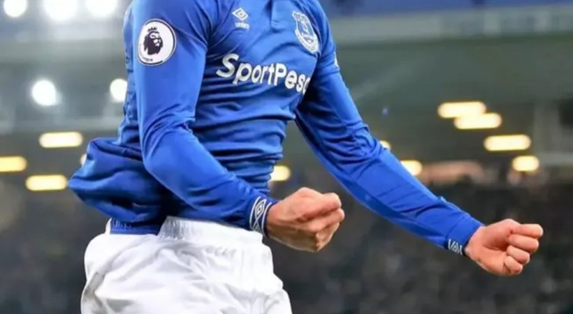 Dünyaca ünlü futbolcuya çocuk istismarı suçlaması! Everton kulübünden açıklama