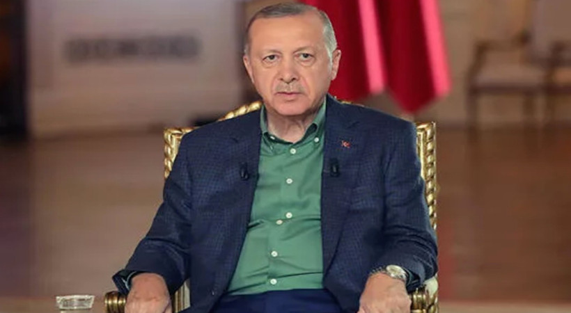 Günlerdir yandı yanacak denilen Kemerköy termik santraline alevlerin ulaştığı sırada Erdoğan canlı yayında suçu belediyelere attı.