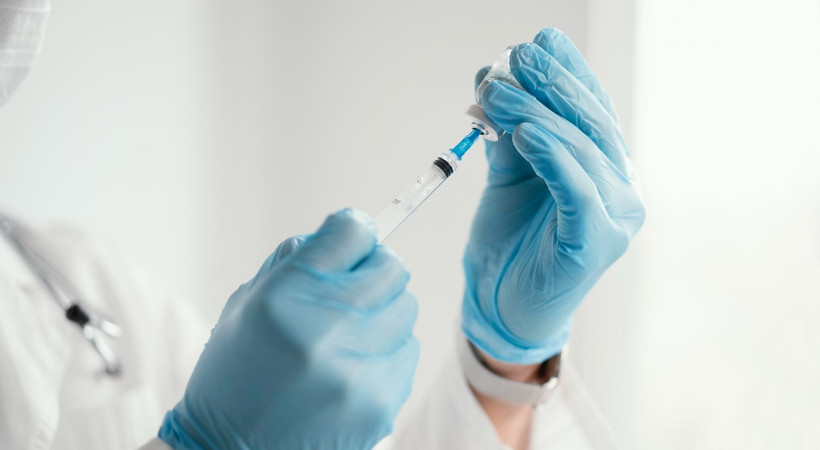 Brezilya'da 5 doz koronavirüs aşısı olan bir kişi 6'ncıda yakalandı