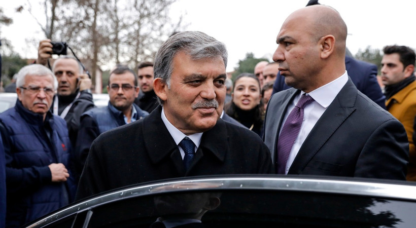 Ahmet Takan'dan İstanbul'da 'gizli' toplantı iddiası... 'Abdullah Gül'ü, Cumhur İttifakı'nın adayı yapmaya çalışıyorlar'