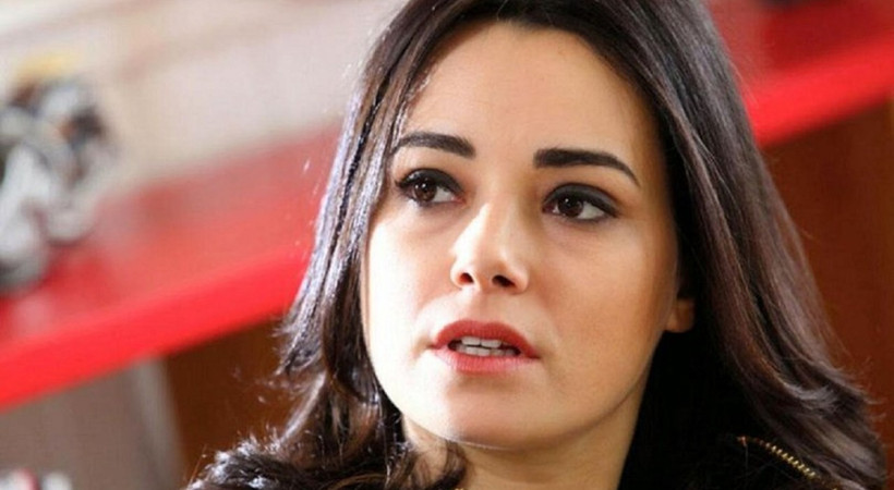 Oyuncu Özgü Namal yıllar sonra ortaya çıktı!