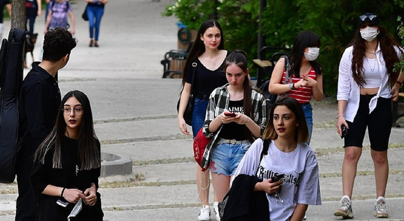 Araştırma: Türkiye'de Z Kuşağının sadece yol parası var