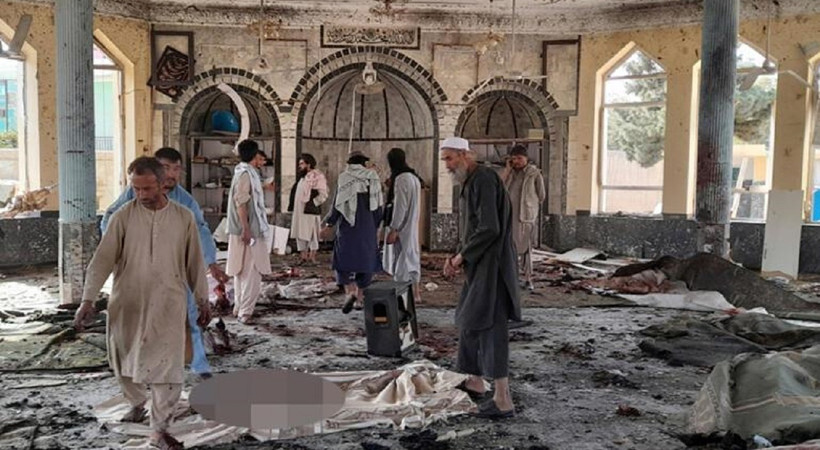 Afganistan'da Şii camisine intihar saldırısı: Yüzlerce ölü var...