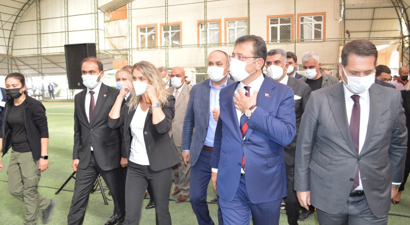 İmamoğlu Elazığ'da... Vali ve belediye başkanına tepkİ gösterdi