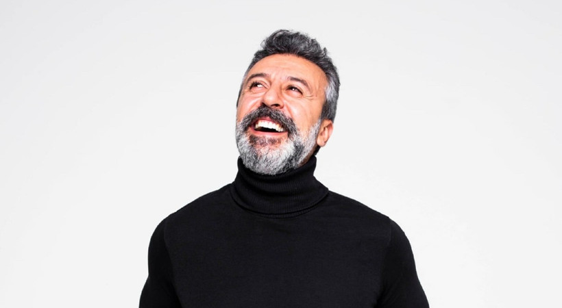 Ödüllü oyuncudan müzikal terapi