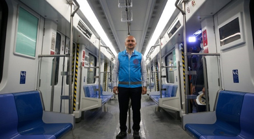 Ulaştırma Bakanı Karaismailoğlu Gayrettepe- İstanbul Yeni Havalimanı metrosunun test sürüşünü gerçekleştirdi