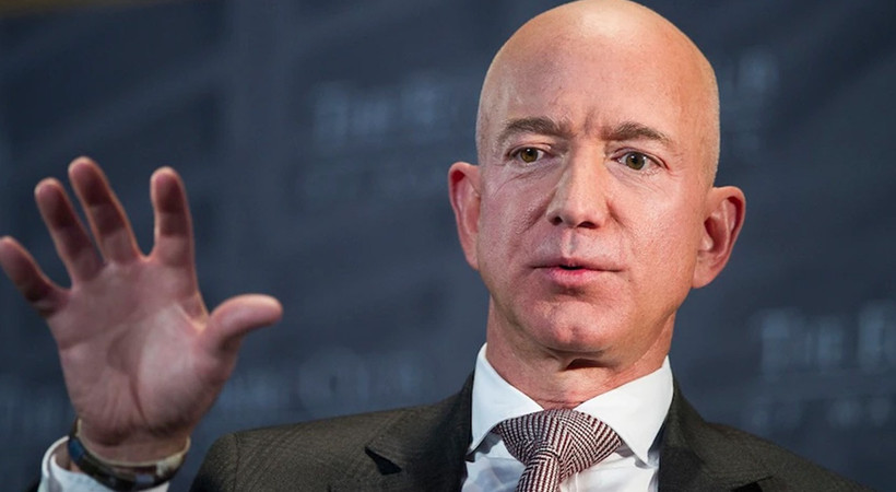 Dünyanın en zengin iş insanı Jeff Bezos'tan çarpıcı sözler: "Yakın gelecekte dünyaya sadece tatile gelinecek"