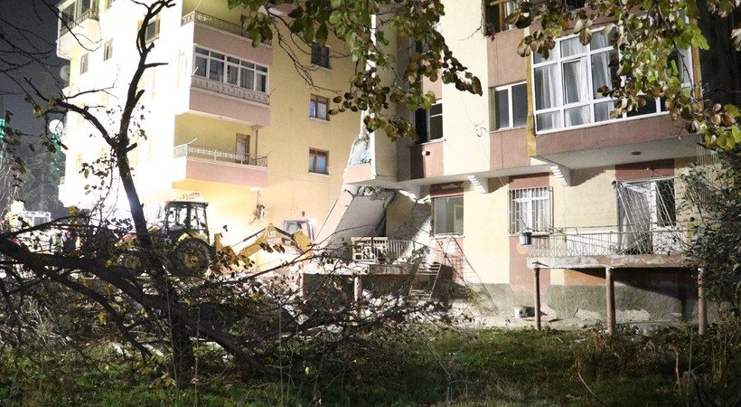 Ankara'da korkutan patlama... Çok sayıda vatandaş göçük altından kurtarıldı, 2 kişi hayatını kaybetti