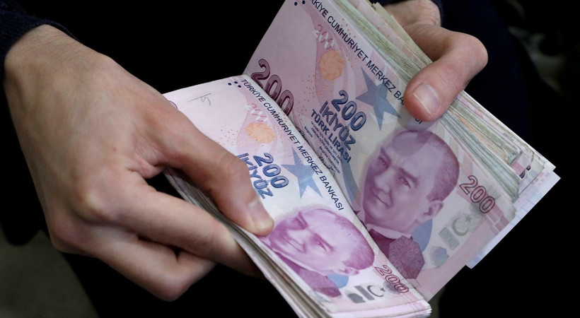 Emeklinin ocak zammı belli oldu. SGK ve Bağ-Kur emeklileri ne kadar zam alacak. Emekli maaşlarına 785 liraya kadar zam geliyor. SGK ve Bağ-Kur emeklileri 2022 Ocak ayında ne kadar zam alacak?