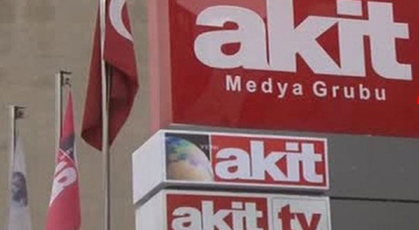 Resmi Twitter hesabından müstehcen paylaşımı likeladılar: Yeni Akit'in Twitter adresinden müstehcen sitesinin paylaşımı beğenildi