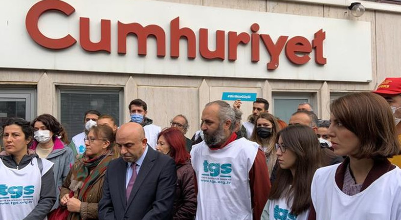 Cumhuriyet gazetesinde yeni istifalar. Miyase İlknur da mı ayrılıyor?