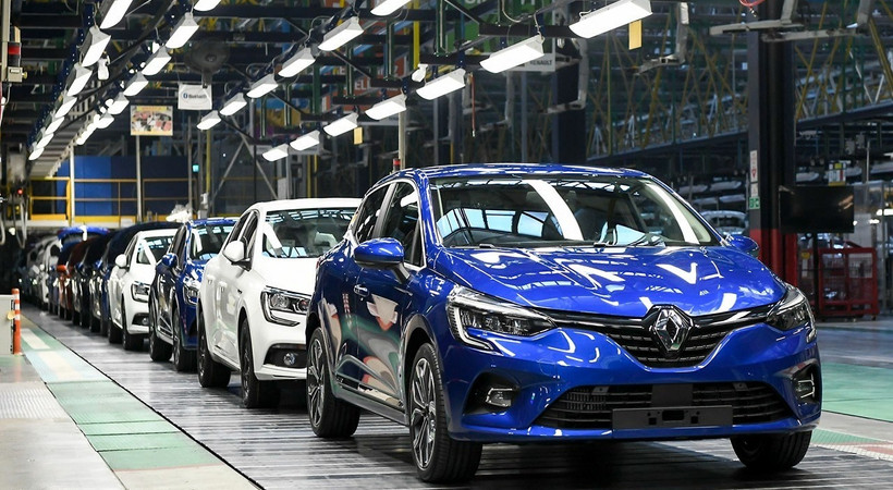 Sendikalarla Renault anlaştı, 1700 kişi işten çıkarılıyor. Fransız otomotiv üreticisi Renault, Fransa’da işten çıkarmaya başlıyor