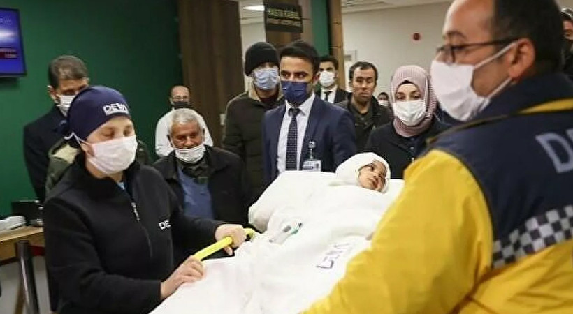 Gaziantep'te 2 pitbullun saldırdığı 4 yaşındaki Asiye Ateş'in sağlık durumunda yeni gelişme... Asiye'nin ilk doku nakli ameliyatı tamamlandı