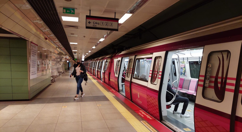 İstanbul halkına metro müjdesi geldi, metroların yüzde 80'inde iletişim sağlandı. İşte telefonun ve internetin çektiği metro hatları
