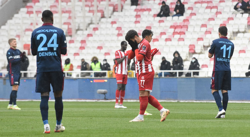 Sivasspor 1-1 Trabzonspor MAÇ ÖZETİ İZLE