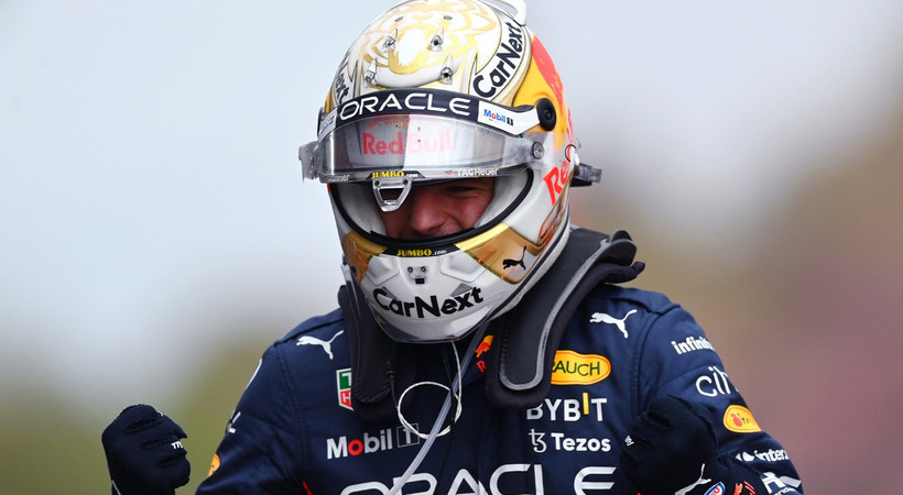 Formula 1 Emilia Romagna Grand Prix'sinde kazanan Max Verstappen