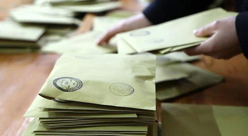 Bir erken seçim iddiası daha: AK Parti seçim büroları aramaya başladı