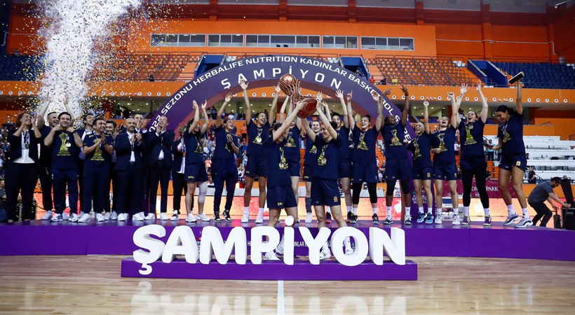 Kadınlar Basketbol Süper Ligi'nde şampiyon Fenerbahçe Safiport