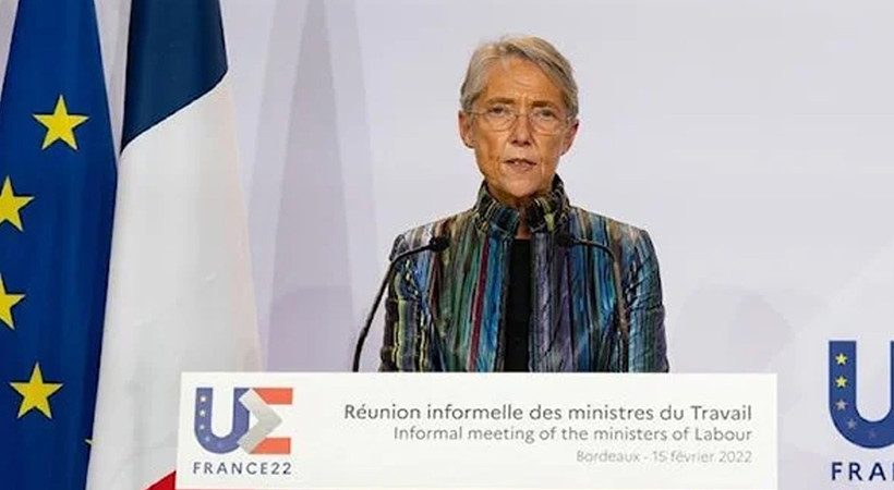 Fransa Başbakanı Jean Castex istifa etti. Elisabeth Borne Fransa'nın yeni başbakanı oldu. Fransa'da 30 yıl sonra bir ilk yaşandı
