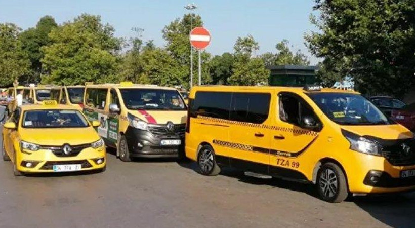 İstanbul'da minibüs ve taksilerle ilgili yeni düzenleme geldi. Minibüs ve taksiler denetlenecek, yaş sınırlaması geldi. Okul ve personel servisleri hakkında da flaş karar