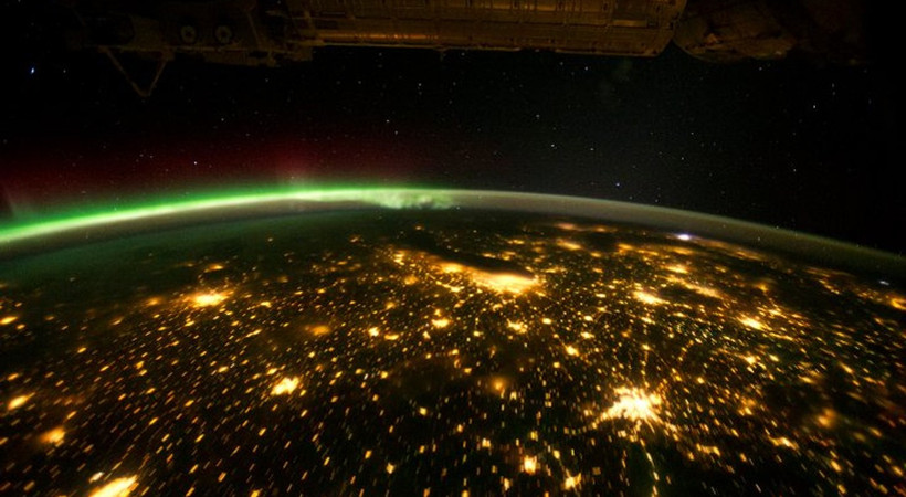 Ünlü medyum Uri Geller tarih verdi: Uzaylılar Dünya'yı işgal edecek