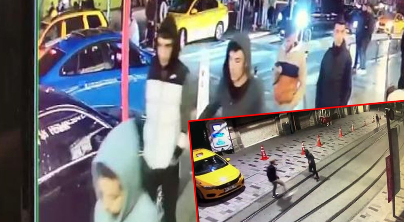 İstiklal Caddesi'nde korkunç olay! İngiliz turisti bıçaklayıp gasp ettiler. Bıçaklanma anının ve gaspın görüntüleri ortaya çıktı. İstanbul'un göbeğindeki korkunç olayda gaspçılar yakalandı