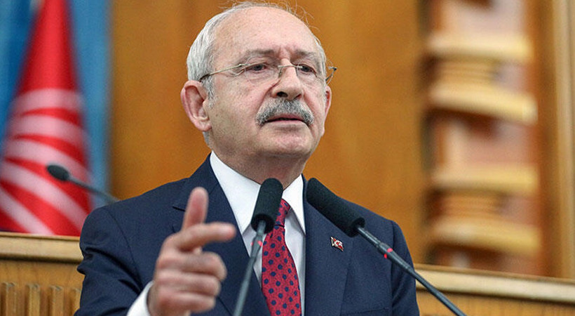 CHP lideri Kemal Kılıçdaroğlu, Cumhurbaşkanı Erdoğan'a yanıt verdi. 'Kaçış planı', vakıflarla ilgili Kılıçdaroğlu tweet serisi paylaştı. Kılıçdaroğlu Erdoğan'a şöyle seslendi: Davalarla algı yaratma peşindesin