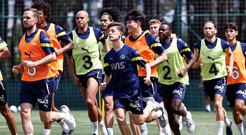 Jorge Jesus yönetimindeki Fenerbahçe çalışmalarına ara vermeden devam ediyor