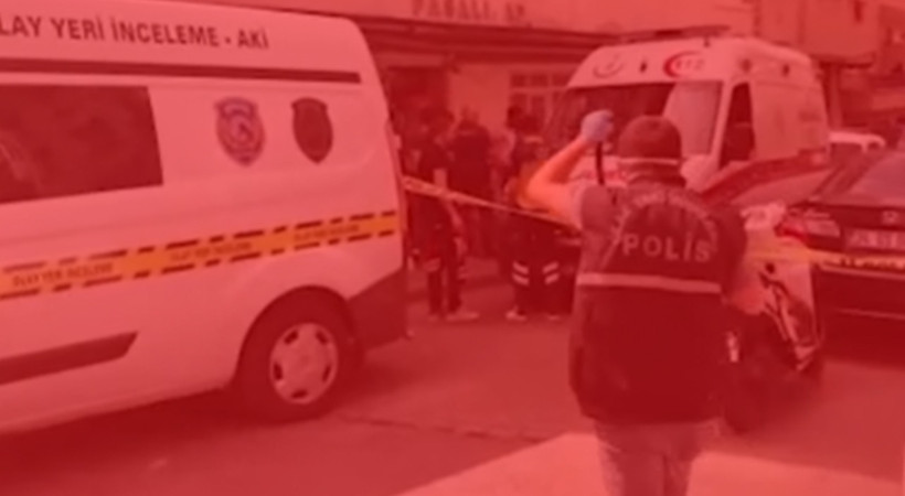 İstanbul'da kan donduran olay... Yatak odasında çırılçıplak ölü bulundular