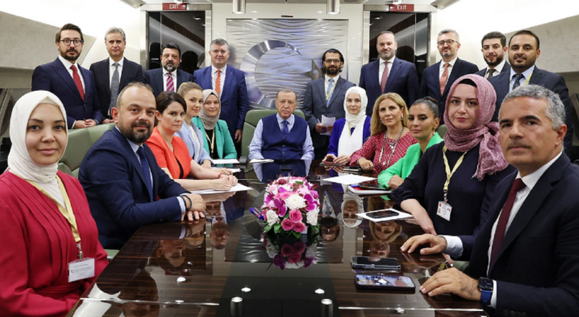 Cumhurbaşkanı Erdoğan'dan KPSS açıklaması: FETÖ’cü grup mu desek; 6’lı masa mı desek; bir de masanın altı var, yedi…
