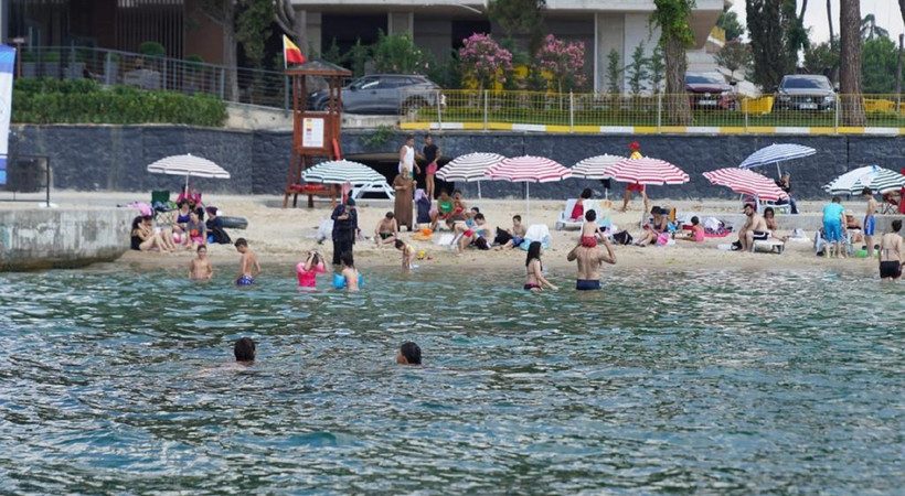 İstanbul'un gözde plajı bakım ve onarım çalışmalarının ardından yeniden açıldı