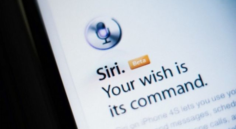 Apple'a Siri suçlaması!