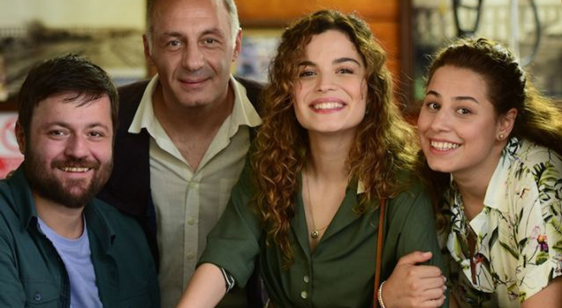 'Bu yazın en tatlı dizisine hazır olun'