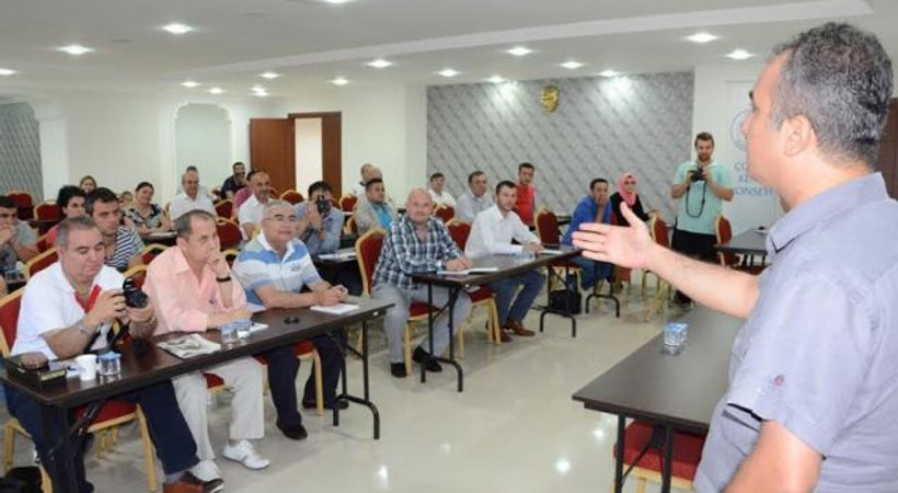 Çorlulu gazeteciler ünlü foto muhabiri konuk etti