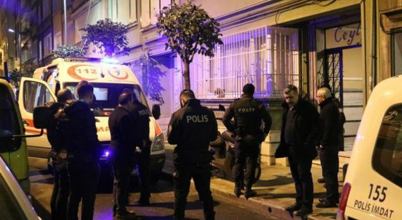 Ünlü yazarın oğlu evinde ölü bulundu!