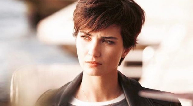 Tuba Büyüküstün, Fahriye Evcen’in rekorunu kırdı!
