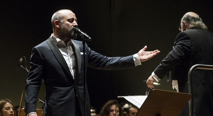 Halit Ergenç sahneye iddialı döndü