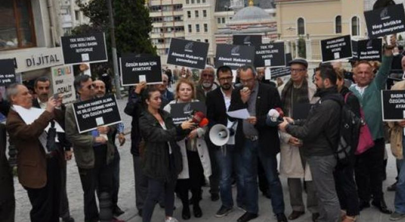 Gazeteciler saldırıyı protesto etti: Korkmuyoruz