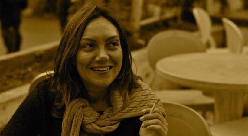 Ünlü senarist, 10 yıl önce yazdığı hangi dizinin satışından 700 bin TL kazandı?