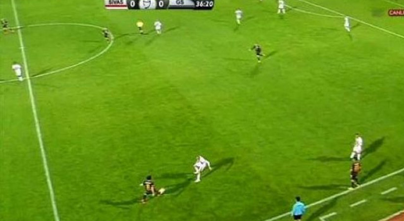 Ünlü futbolcuyla gerginlik yaşandı, Lig TV basın toplantısını yayınlamadı!