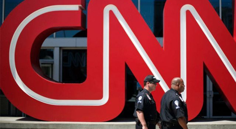 CNN binasında bomba paniği! Canlı yayına ara verildi...