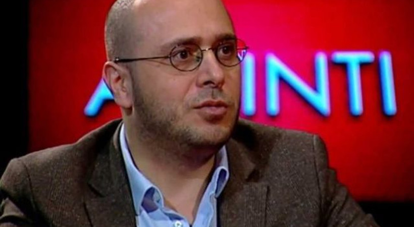 Taraf'ın eski yazı işleri müdürü Yıldıray Oğur, o isimden özür diledi!