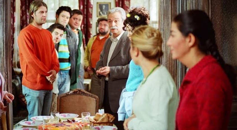 Bir döneme damgasını vurmuştu! O dizi yeniden ekranda!