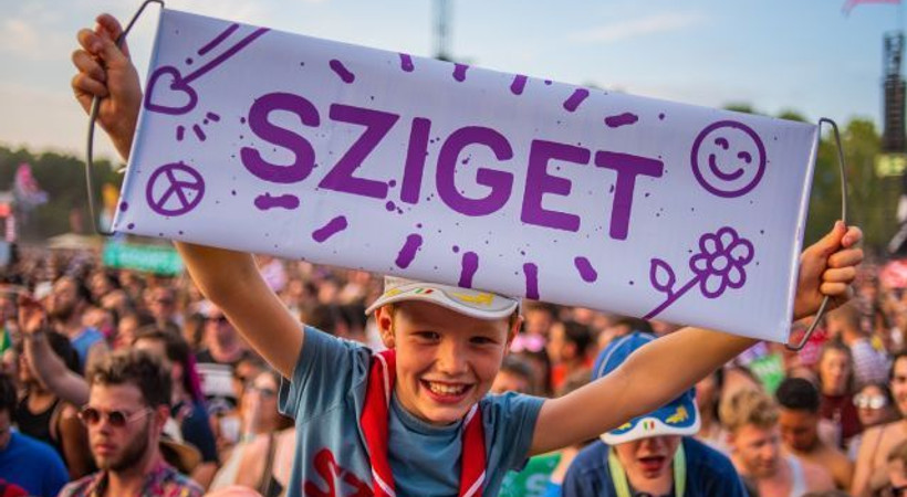 Sziget 2019'da hangi yenilikler olacak? Festivalin Türkiye Temsilcisi Medyatava'ya konuştu!